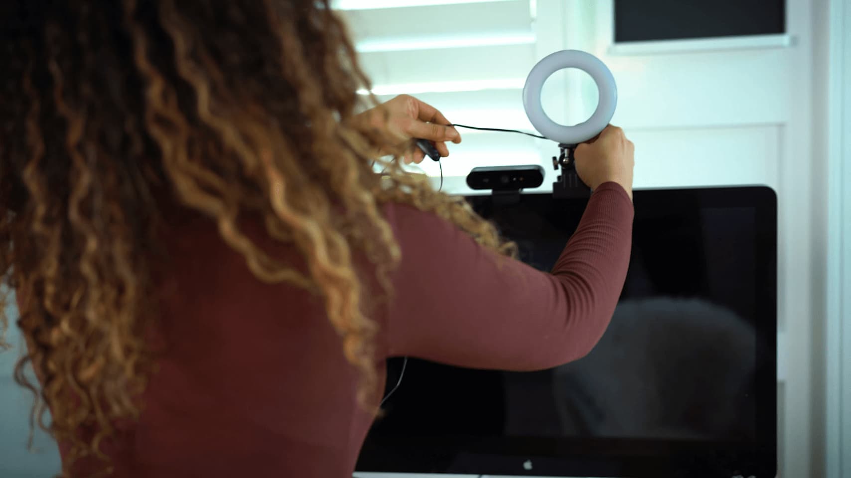 Unpacking the Content Creation Gear for My Desk, original studio demonstration