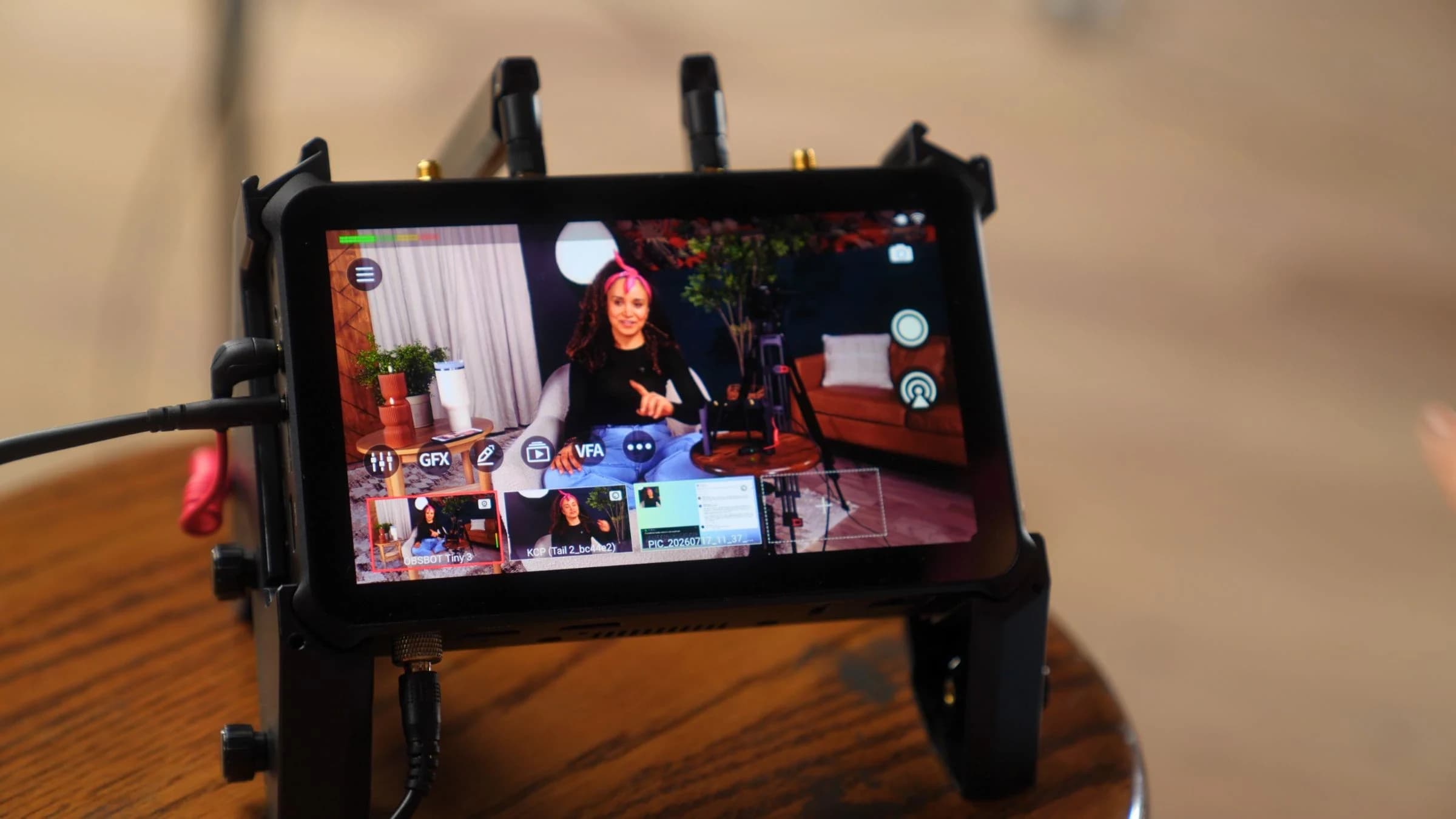 Veronica Live-streaming using the Talent 2
